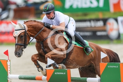 Springreiten