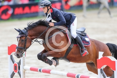 Springreiten