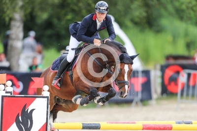 Springreiten