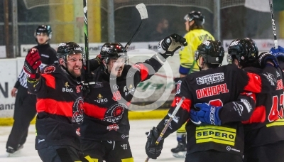 EV Zeltweg vs. Eisbaeren Peggau